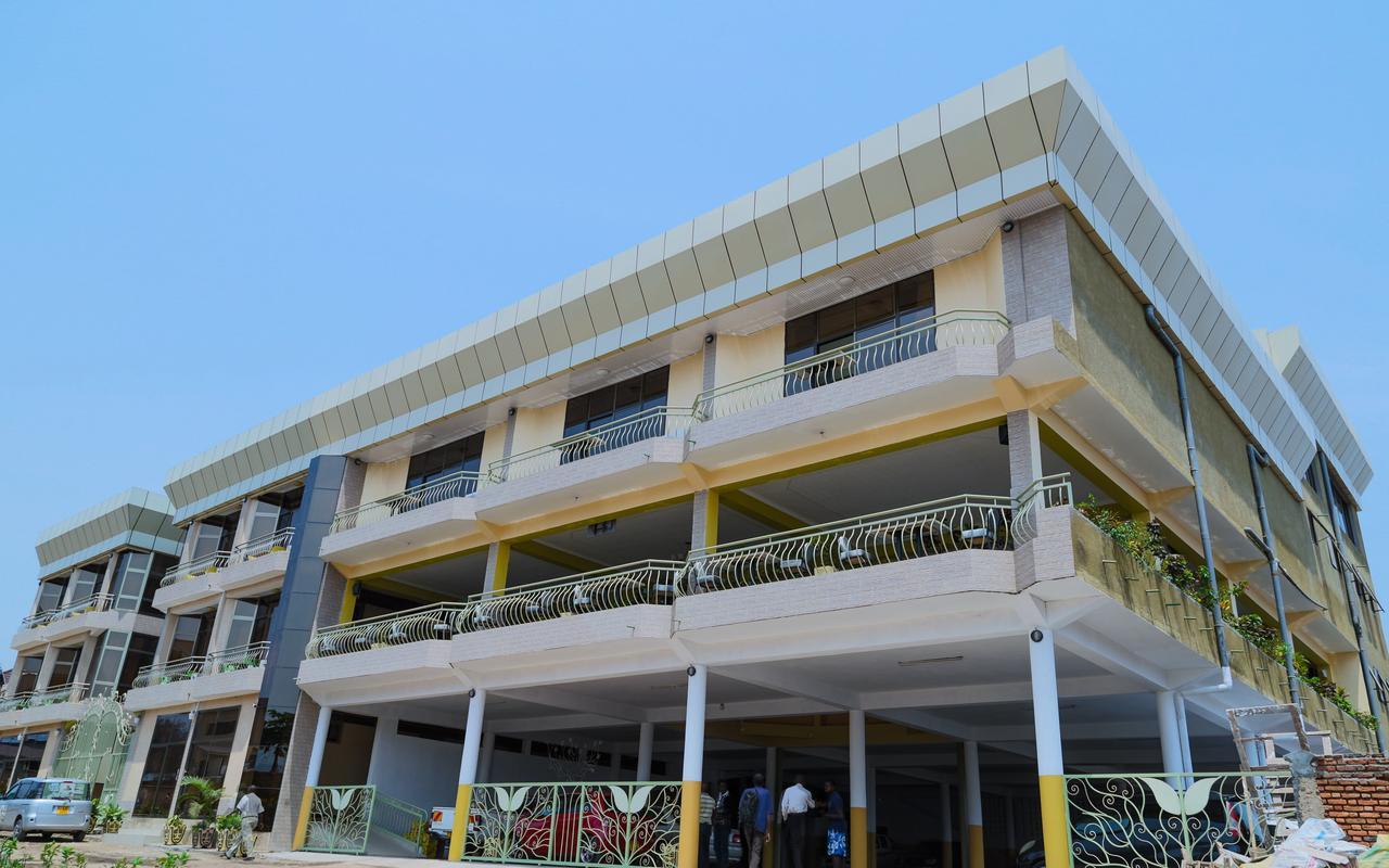 Tigers'S Apartment Hotel Buyumbura Exterior foto